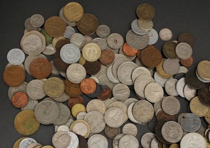 Lot de pièces divers