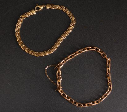 Deux bracelets en or jaune 18k, pds : 22,5-9,4...