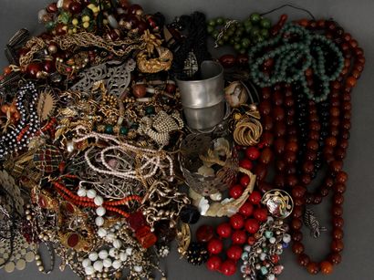 Lot de bijoux fantaisies