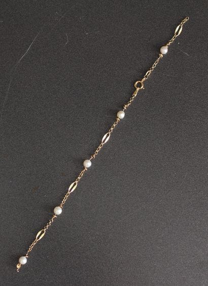 Bracelet en or jaune 18k et perles de culture,...