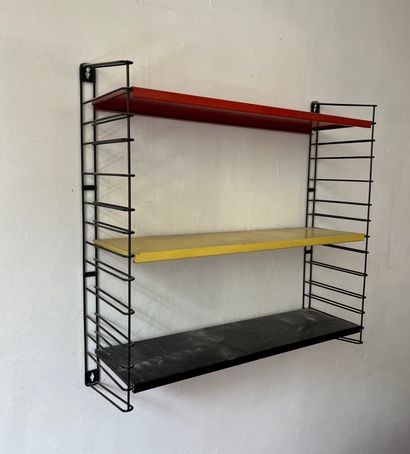 TOMADO dans le goût de
Etagère d'applique...