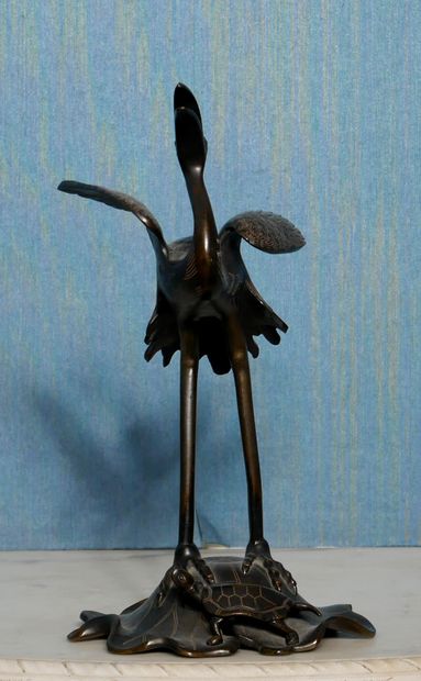 Sculpture en bronze patiné représentant un...