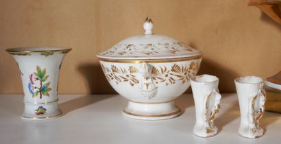 *Lot en porcelaine dépareillé (accidents...