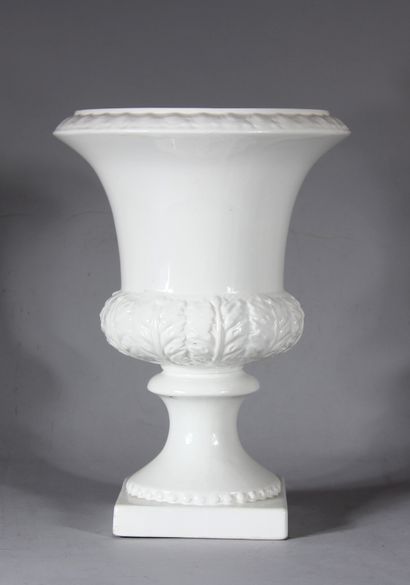 Vase Médicis en céramique à glaçure blanche

H...