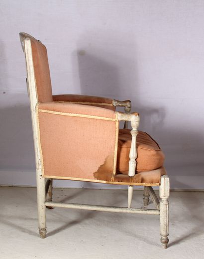 Bergère cabriolet en bois laqué gris, XIXème...