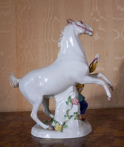 *MEISSEN
Sculpture en porcelaine polychrome...