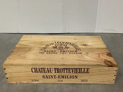 6 bouteilles Château TROTEVIELLE, Saint Emilion...