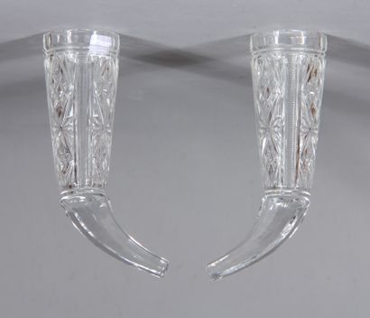 Paire de verres rython en cristal taillé

H...