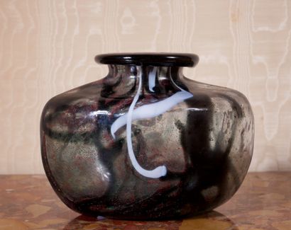 *Jean Paul van LITH (1940-)
Vase en verre...