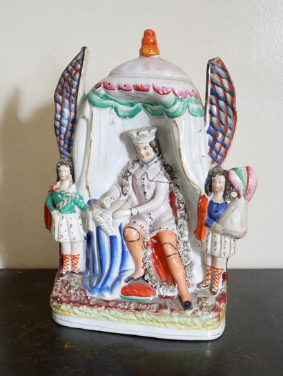 STAFFORDSHIRE
Groupe en faïence polychrome...