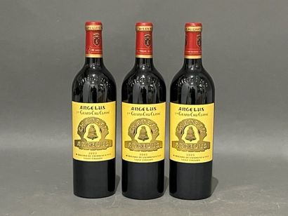 Three bottles Château ANGELUS, Grand cru...