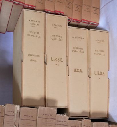 Lot de livres brochés sous emboitage