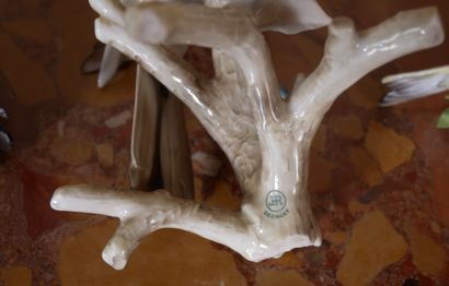 *MEISSEN
Dix sept statuettes en porcelaine...