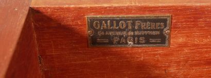 *GALLOT Frères
Paire de tables de salon en...