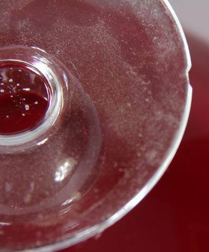 Lot :

- Coupe sur pied en verre

H : 18...