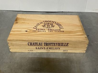 6 bouteilles Château TROTEVIELLE, Saint Emilion...