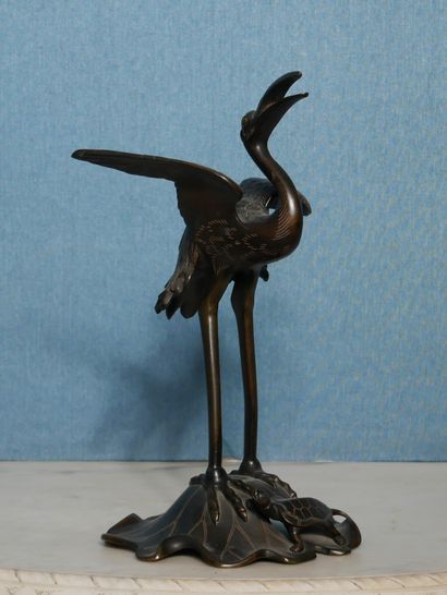 Sculpture en bronze patiné représentant un...