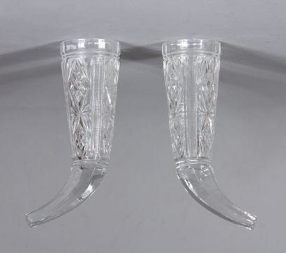 Paire de verres rython en cristal taillé

H...