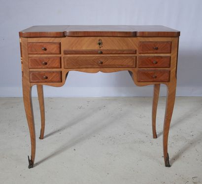 Coiffeuse en bois de placage, style Transition

H...