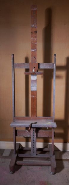 *Chevalet en bois naturel
H : 218 L : 63...