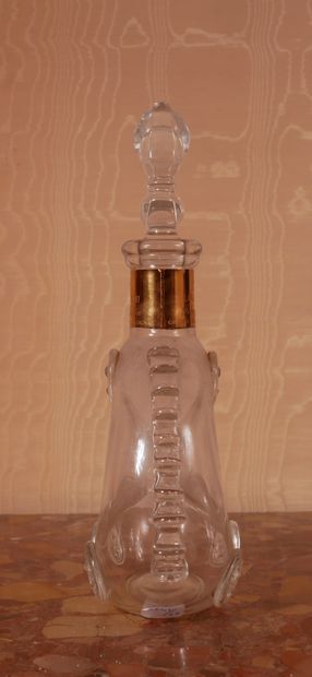 *BACCARAT - Remy MARTIN
Bouteille de cognac...