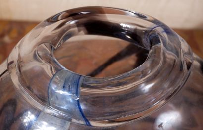 *Jean Paul van LITH (1940-)
Vase en verre...