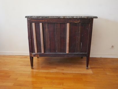 Commode en bois de placage marquetée de filets...