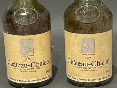 2 	bouteilles 	CHÂTEAU-CHALON, 		Fruitière...