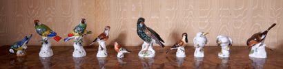 *MEISSEN
Dix sept statuettes en porcelaine...