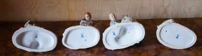 *MEISSEN
Quatre statuettes en porcelaine...