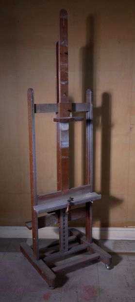 *Chevalet en bois naturel
H : 218 L : 63...
