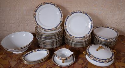 *Frank HAVILAND
Partie de service de table...