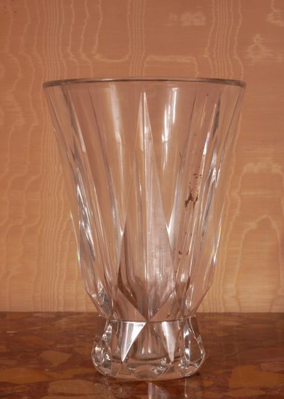 *SAINT LOUIS
Vase en cristal taillé
H : 20...