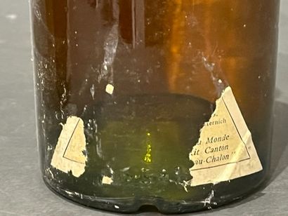 2 	bouteilles 	CHÂTEAU-CHALON, 		Fruitière...