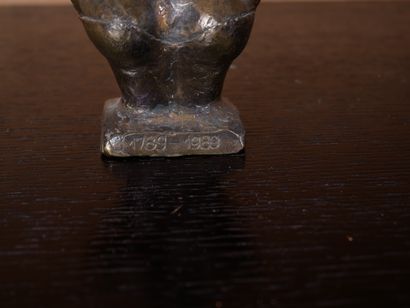 R. BERUCCI
Marianne 1789-1989
Buste en bronze...