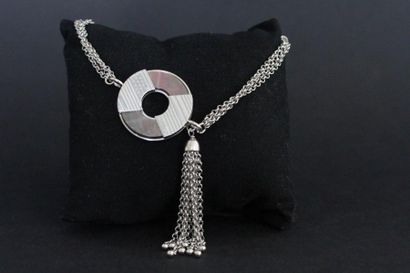 Bracelet articulé en argent orné d'un motif...