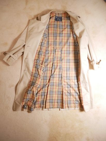 BURBERRYS’


Imperméable en coton et polyester...