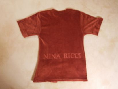 Lot :


TORRENTE Paris 


Robe en tissu marron,...