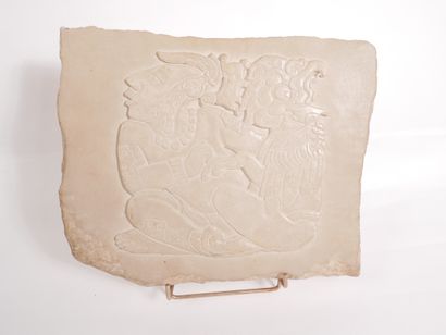 Bas-relief en pierre calcaire.


Dans le...