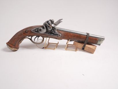 Reproduction moderne d’un pistolet du XVIIIe...