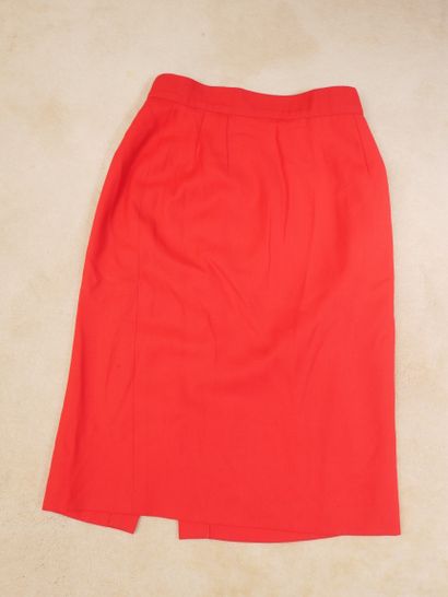 YVES SAINT LAURENT Variation 


Veste et...