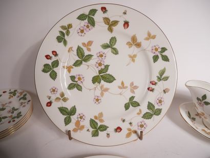 WEDGWOOD 


Partie de service en porcelaine,...