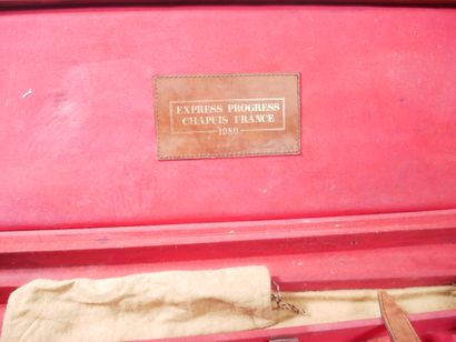 CHAPUIS France :


Etui à fusil de chasse...