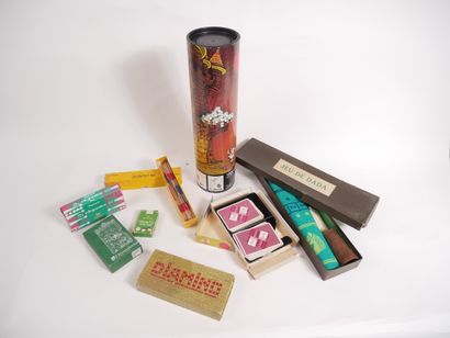 Lot de jeux de cartes, jeux de hasard, jeux...