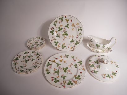 WEDGWOOD 


Partie de service en porcelaine,...