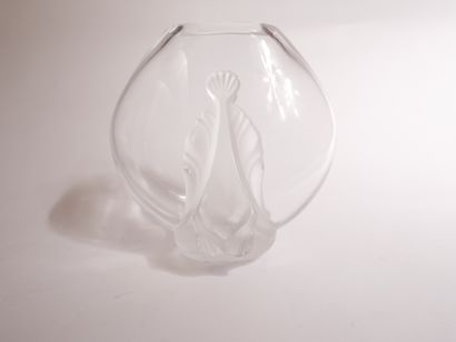 LALIQUE France


Vase en verre moulé pressé,...