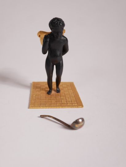 ODIOT 


Saleron de table en métal patiné...