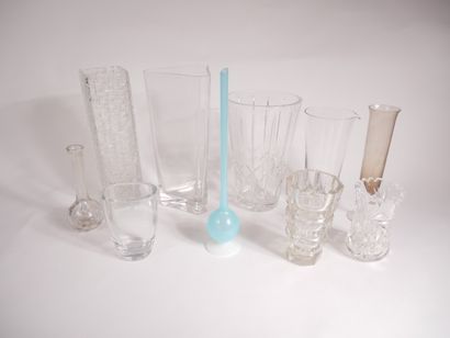 Lot de vases en cristal.


Hauteur pour le...