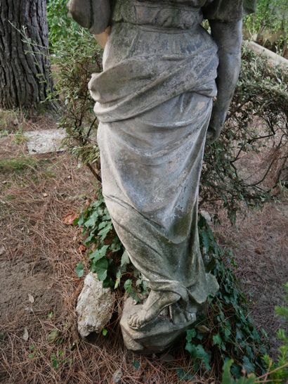 Importante sculpture en terre cuite peinte,...