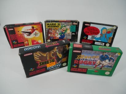 *NINTENDO
Set of 4 European Super NINTENDO...